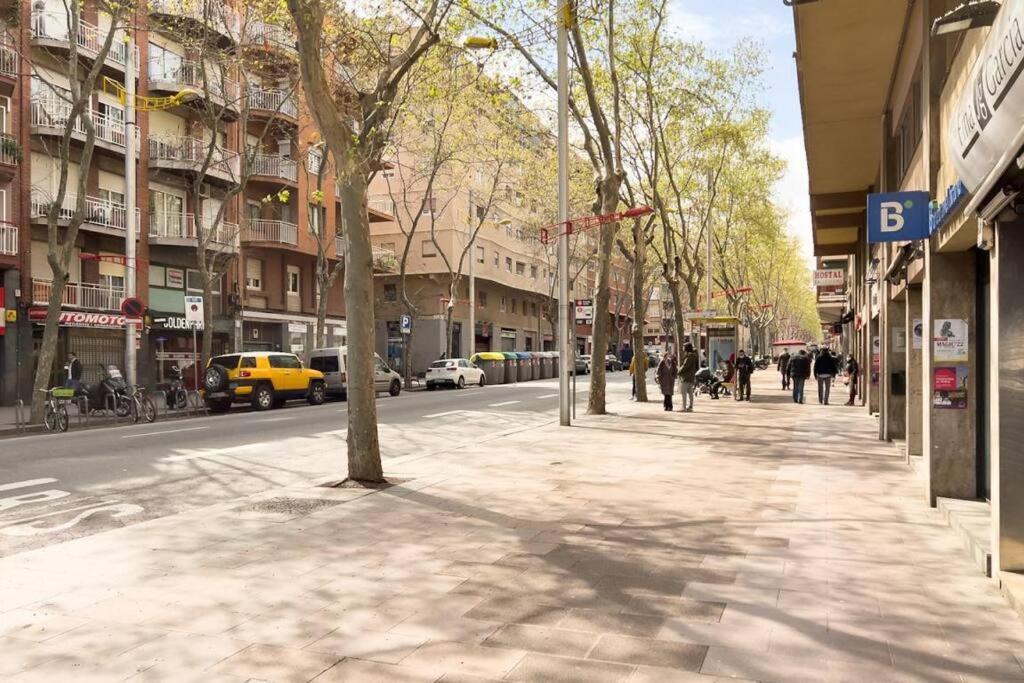 Bebarceloner Sant Andreu Apartments - 3 Bedrooms ภายนอก รูปภาพ